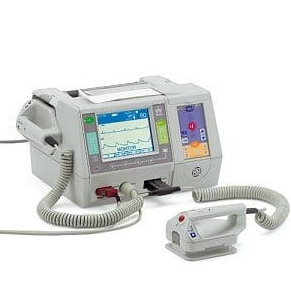 DEFIBRILLATEUR CARDIAQUE BIPHASIQUE AVEC SCOPE