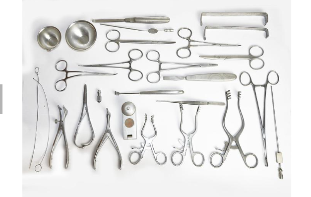 BOITE POUR LE LARYNX