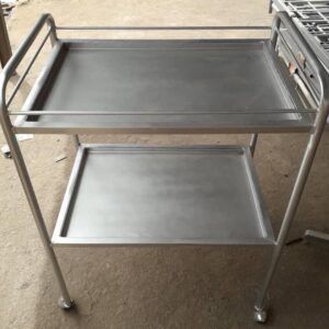 CHARRIOT DE SOINS DE FABRICATIONN LOCALE – Image 4