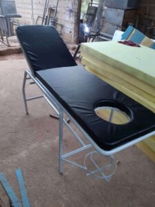 TABLE DE PANSEMENT CONCEPTION LOCALE