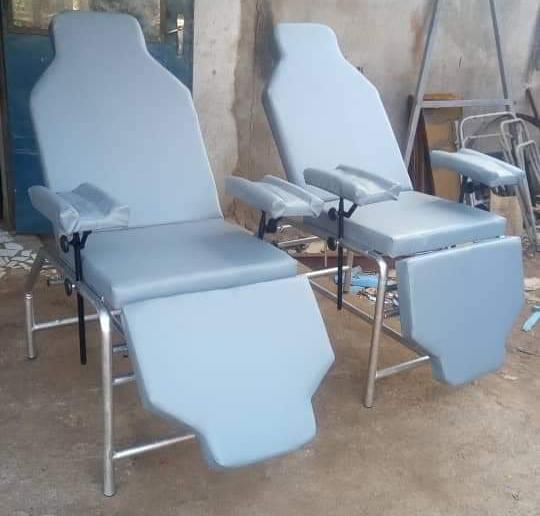 TABLE DE PRELEVEMENT DE LABORATOIRE CONCEPTION LOCALE
